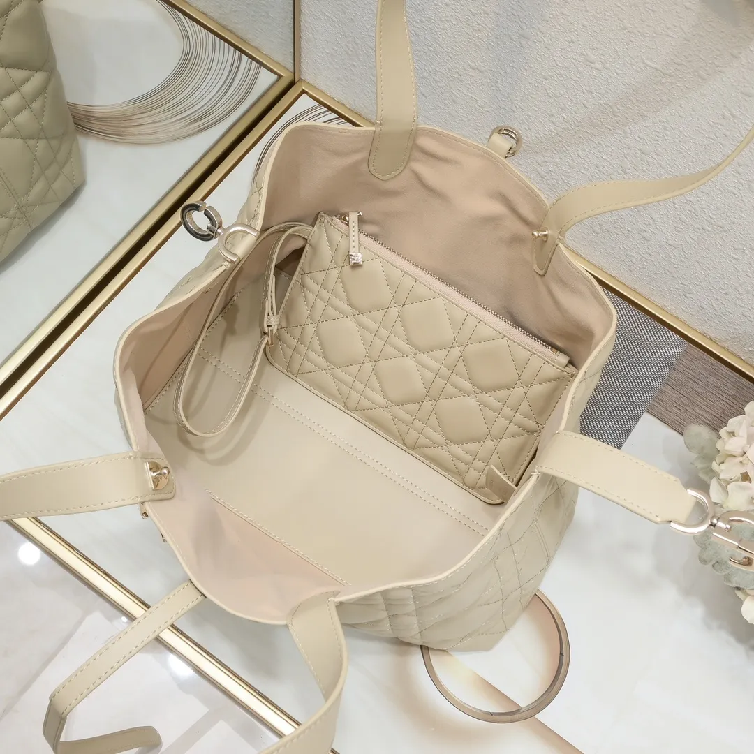 All Categories Official Website "Brand Women's Bags" Women's Bags 💙 DIOR 2025 New DIOR Handbags