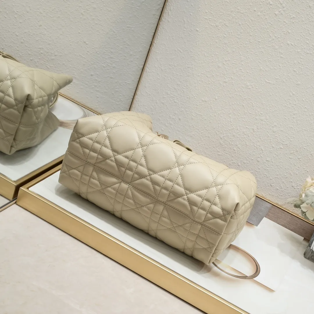 All Categories Official Website "Brand Women's Bags" Women's Bags 💙 DIOR 2025 New DIOR Handbags