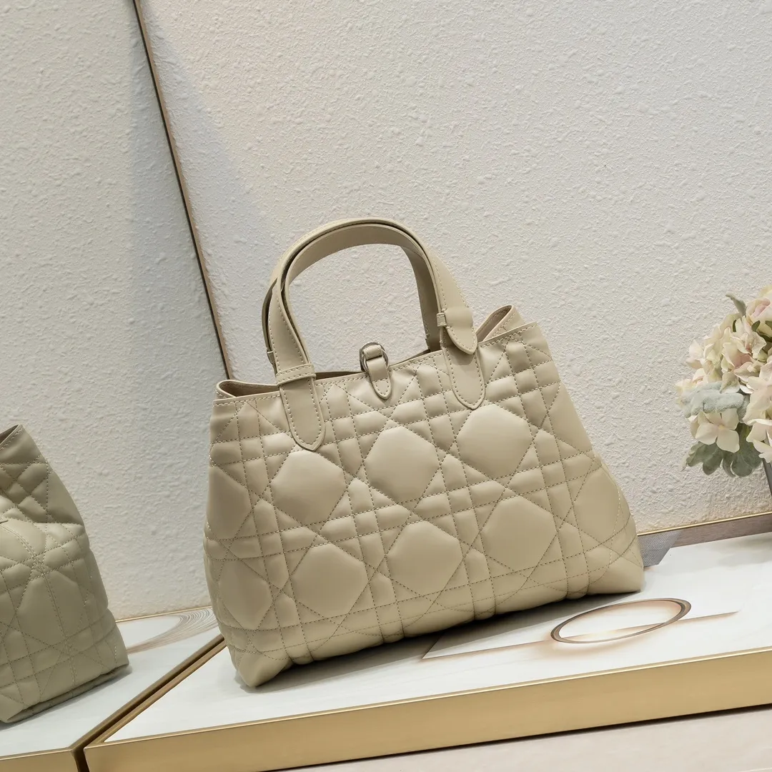 All Categories Official Website "Brand Women's Bags" Women's Bags 💙 DIOR 2025 New DIOR Handbags