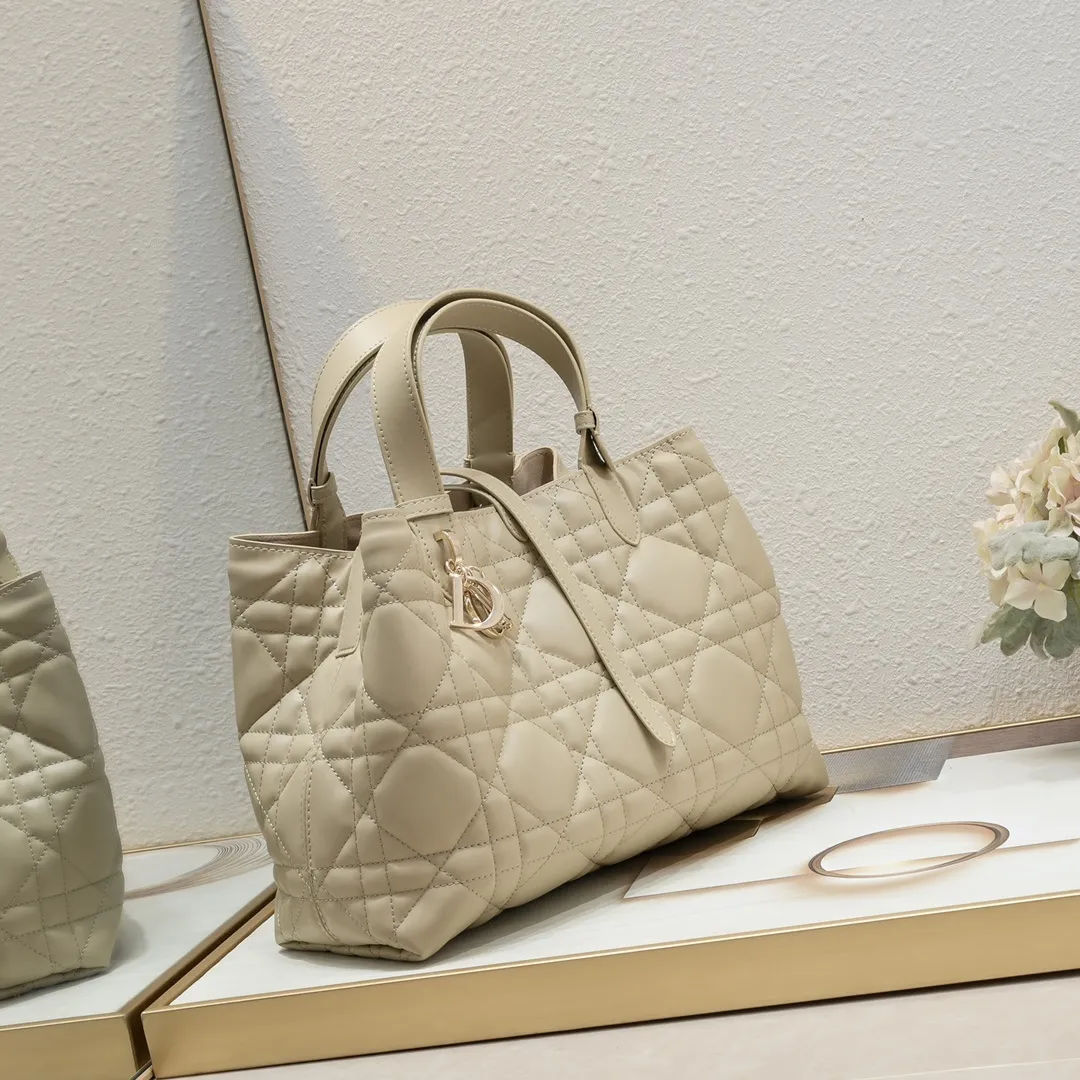 All Categories Official Website "Brand Women's Bags" Women's Bags 💙 DIOR 2025 New DIOR Handbags