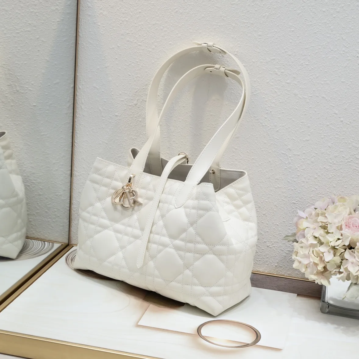 All Categories Official Website "Brand Women's Bags" Women's Bags 💙 DIOR 2025 New DIOR Handbags
