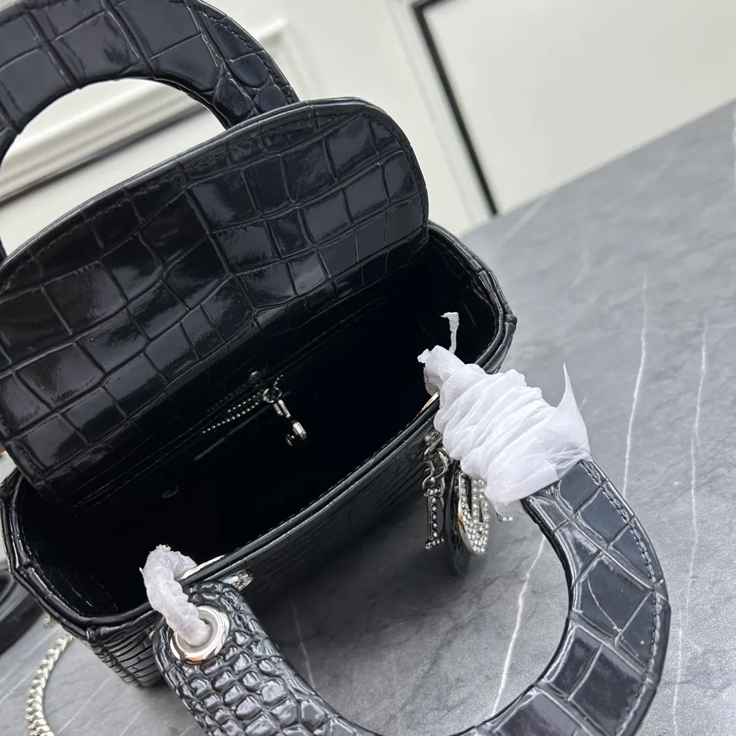 All Categories Official Website "Brand Women's Bags" Women's Bags 💙 DIOR 2026 New DIOR Handbags