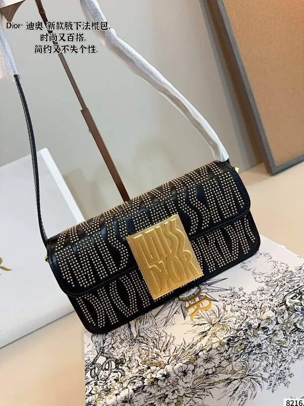 All categories Official website "Brand Women's Bags" Women's Bags 💙 DIOR 2025 new DIOR armpit bag