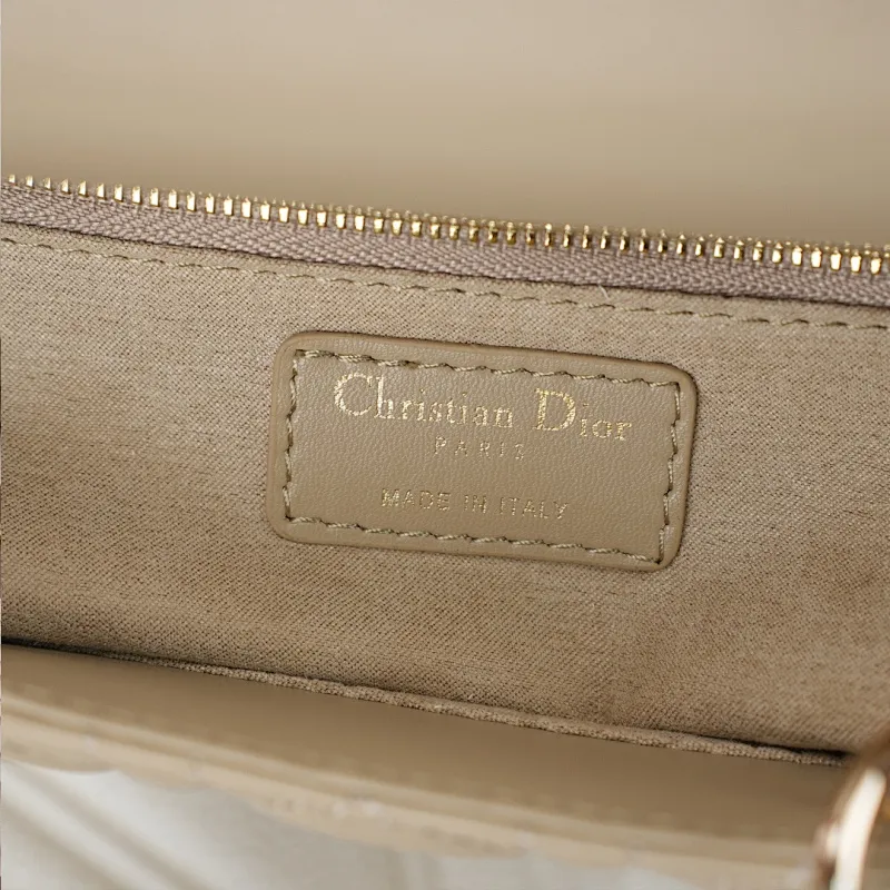 All Categories Official Website "Brand Women's Bags" Women's Bags 💙 DIOR 2026 New DIOR Handbags