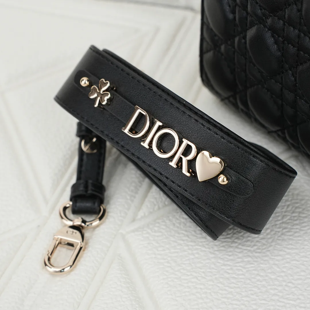 All Categories Official Website "Brand Women's Bags" Women's Bags 💙 DIOR 2026 New DIOR Handbags