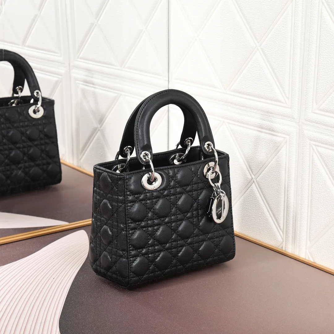 All Categories Official Website "Brand Women's Bags" Women's Bags 💙 DIOR 2026 New DIOR Handbags