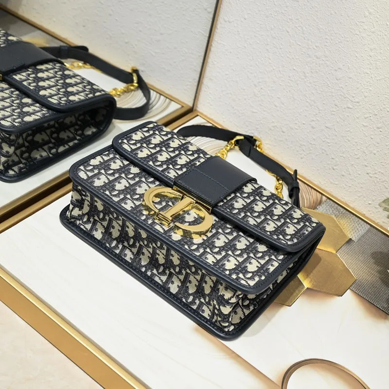 All Categories Official Website "Brand Women's Bags" Women's Bags 💙 DIOR 2025 New DIOR Crossbody Bag
