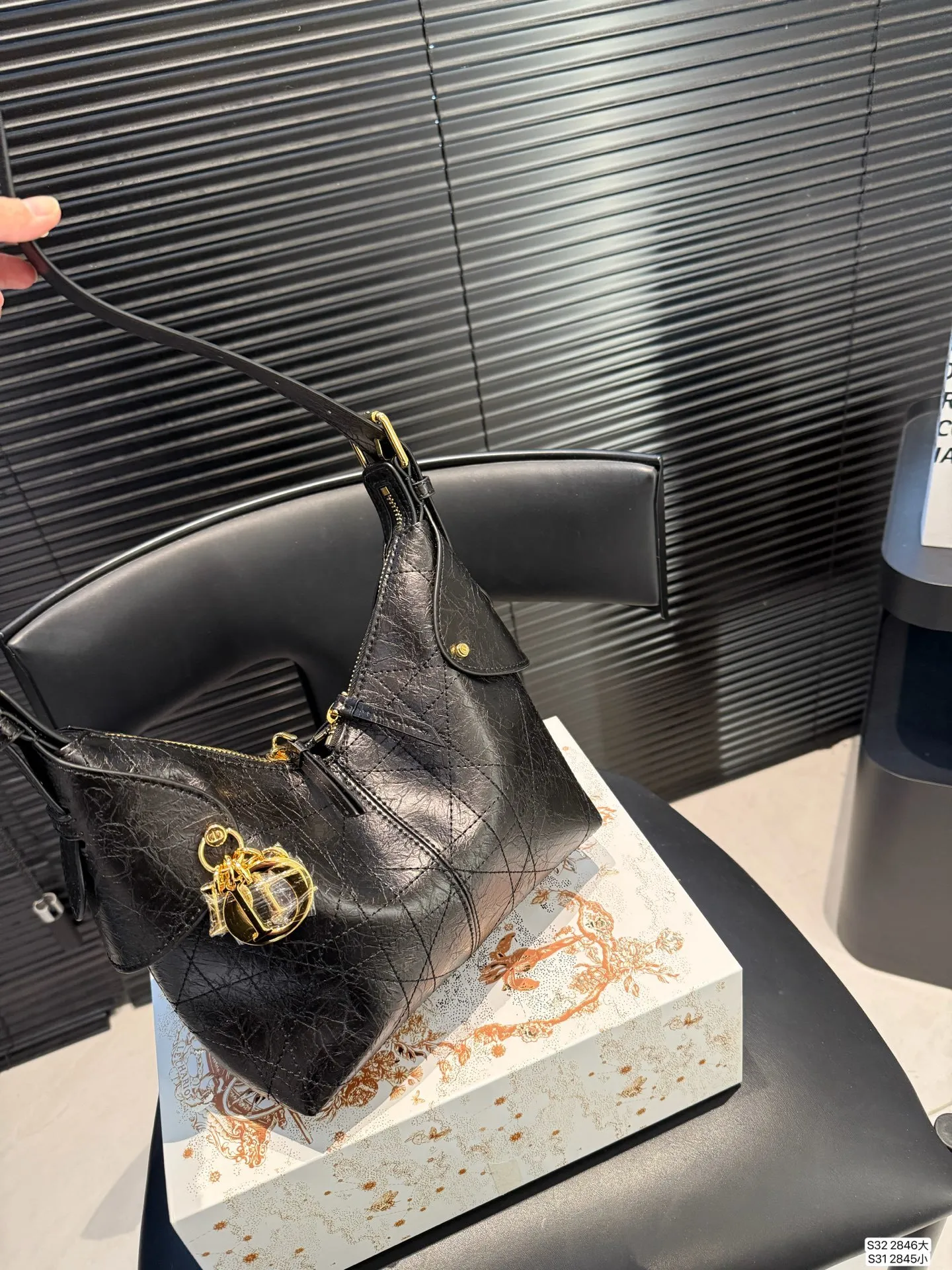 All Categories Official Website "Brand Women's Bags" Women's Bags 💙 DIOR 2025 New DIOR Crossbody Bag