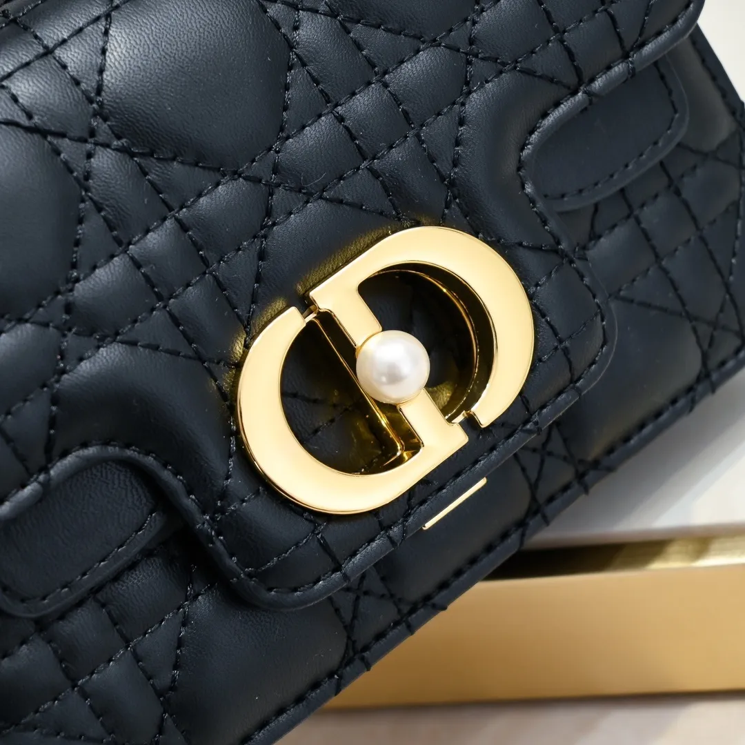 All Categories Official Website "Brand Women's Bags" Women's Bags 💙 DIOR 2025 New DIOR Crossbody Bag