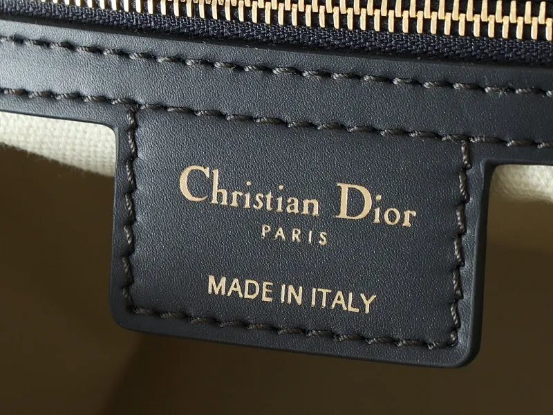 All Categories Official Website "Brand Women's Bags" Women's Bags 💙 DIOR 2025 New DIOR Crossbody Bag