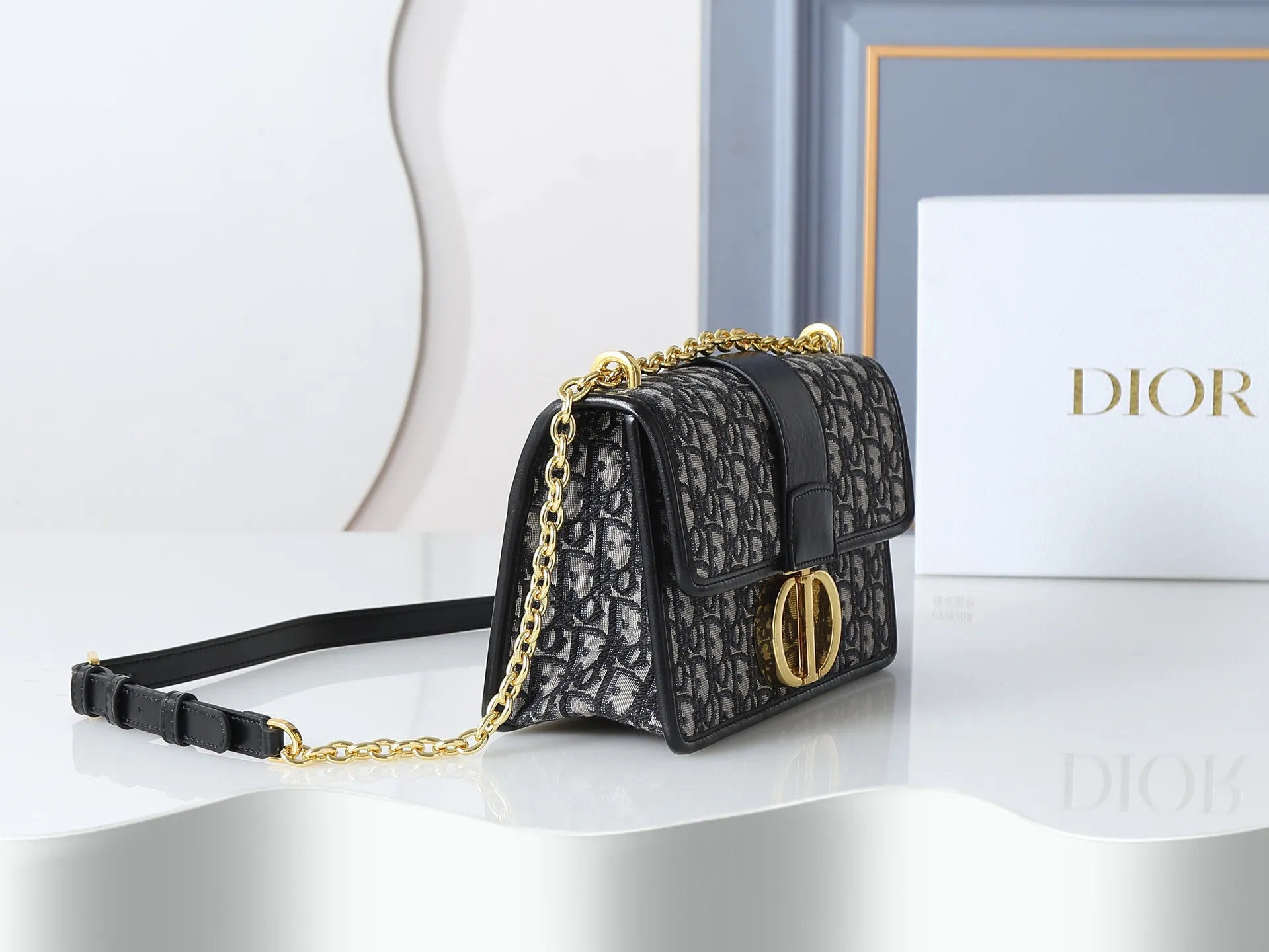 All Categories Official Website "Brand Women's Bags" Women's Bags 💙 DIOR 2026 New DIOR Crossbody Bag
