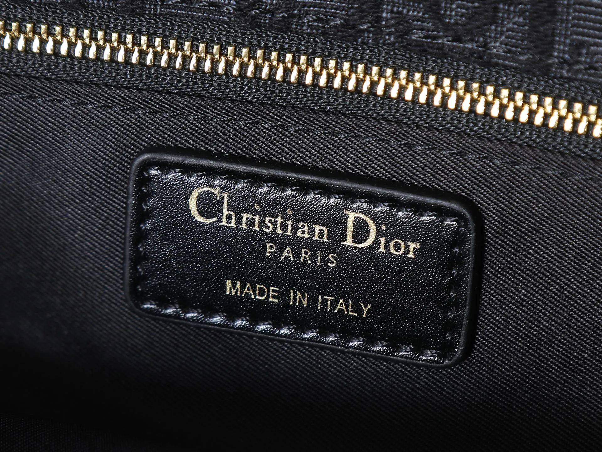 All Categories Official Website "Brand Women's Bags" Women's Bags 💙 DIOR 2026 New DIOR Crossbody Bag