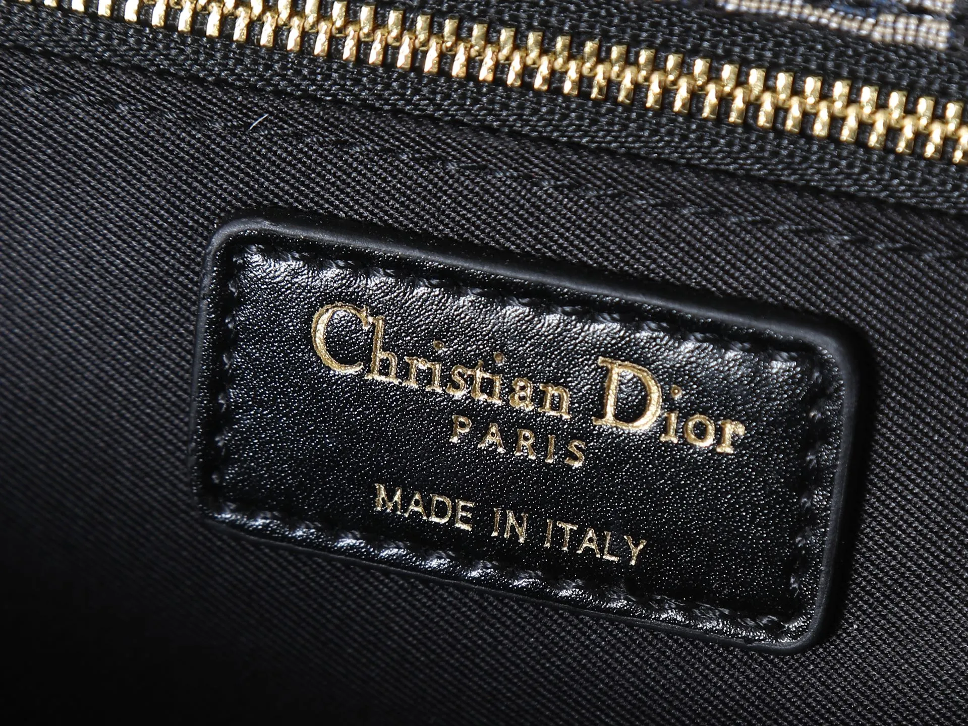 All Categories Official Website "Brand Women's Bags" Women's Bags 💙 DIOR 2026 New DIOR Crossbody Bag