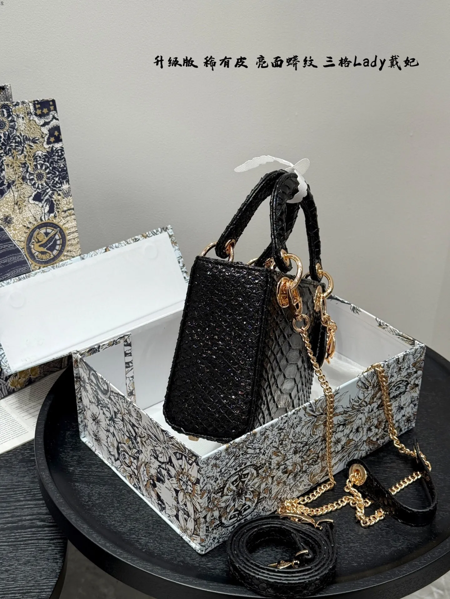 All Categories Official Website "Brand Women's Bags" Women's Bags 💙 DIOR 2025 New DIOR Crossbody Bag