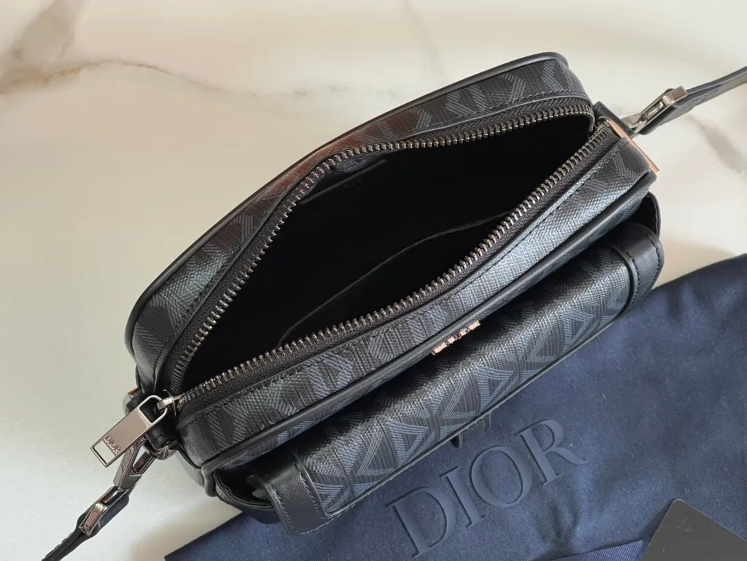 All Categories Official Website "Brand Women's Bags" Women's Bags 💙 DIOR 2025 New DIOR Crossbody Bag