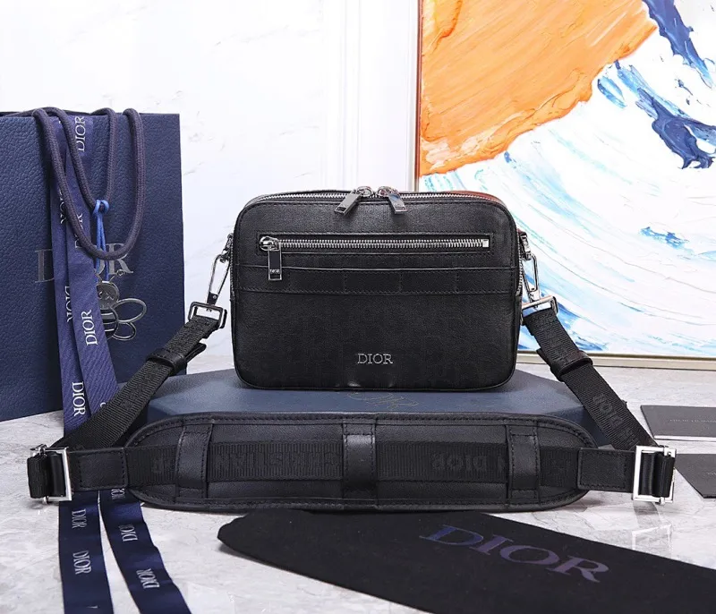 All Categories Official Website "Brand Women's Bags" Women's Bags 💙 DIOR 2025 New DIOR Crossbody Bag