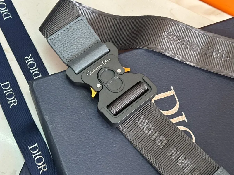 All Categories Official Website "Brand Women's Bags" Women's Bags 💙 DIOR 2025 New DIOR Crossbody Bag