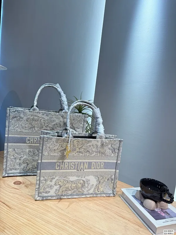 All Categories Official Website "Brand Women's Bags" Women's Bags 💙 DIOR 2025 New DIOR Handbags
