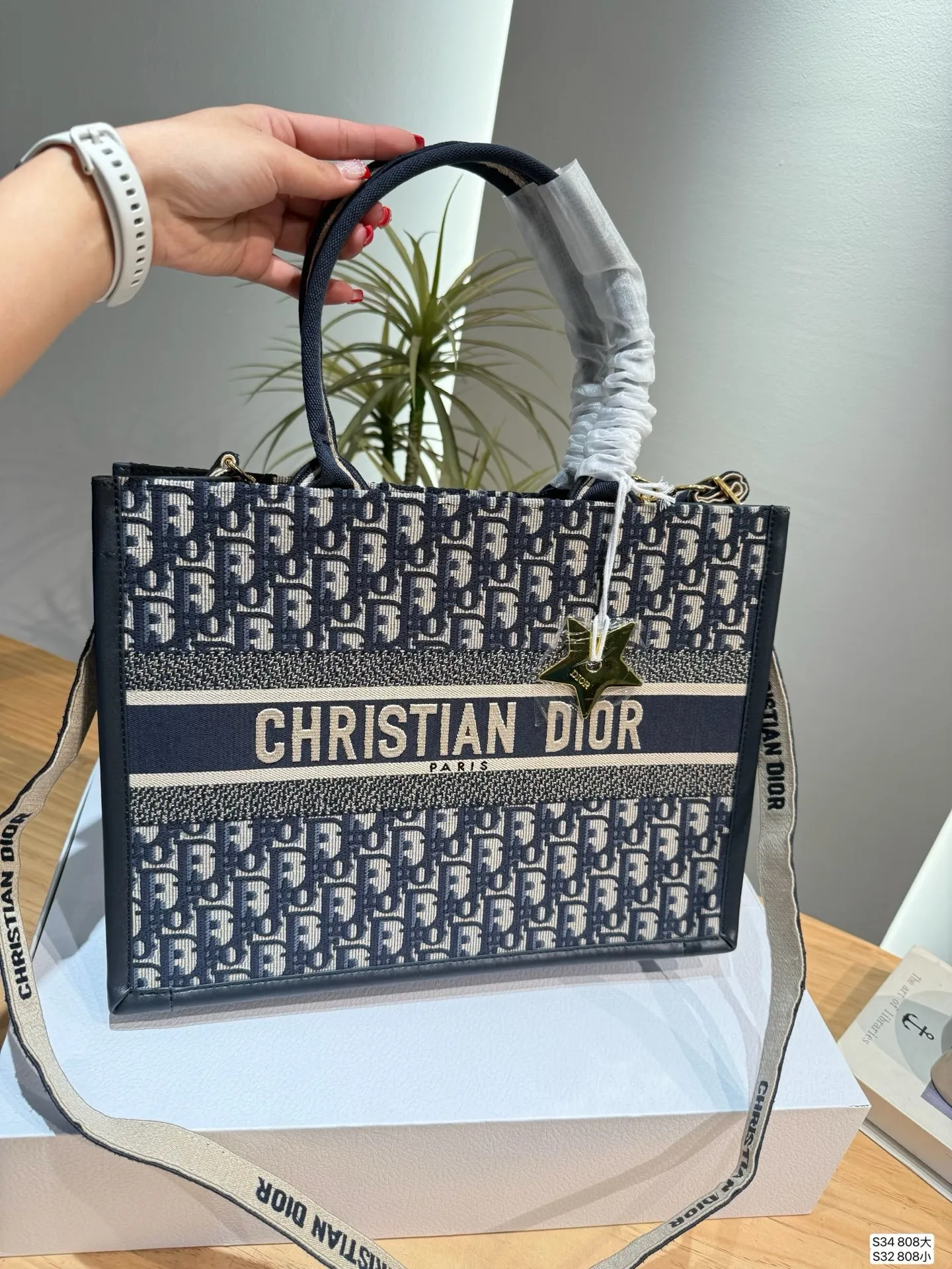 All Categories Official Website "Brand Women's Bags" Women's Bags 💙 DIOR 2025 New DIOR Handbags