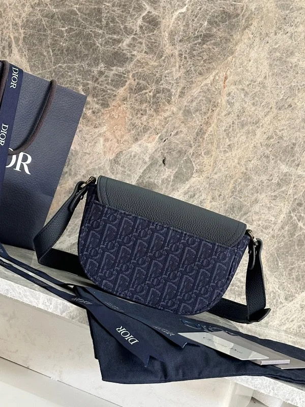 All Categories Official Website "Brand Women's Bags" Women's Bags 💙 DIOR 2025 New DIOR Crossbody Bag