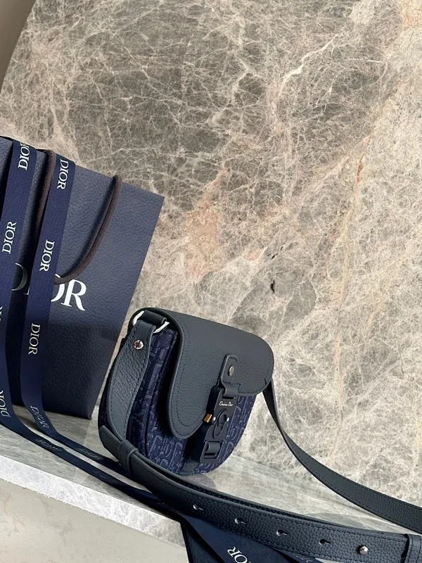 All Categories Official Website "Brand Women's Bags" Women's Bags 💙 DIOR 2025 New DIOR Crossbody Bag