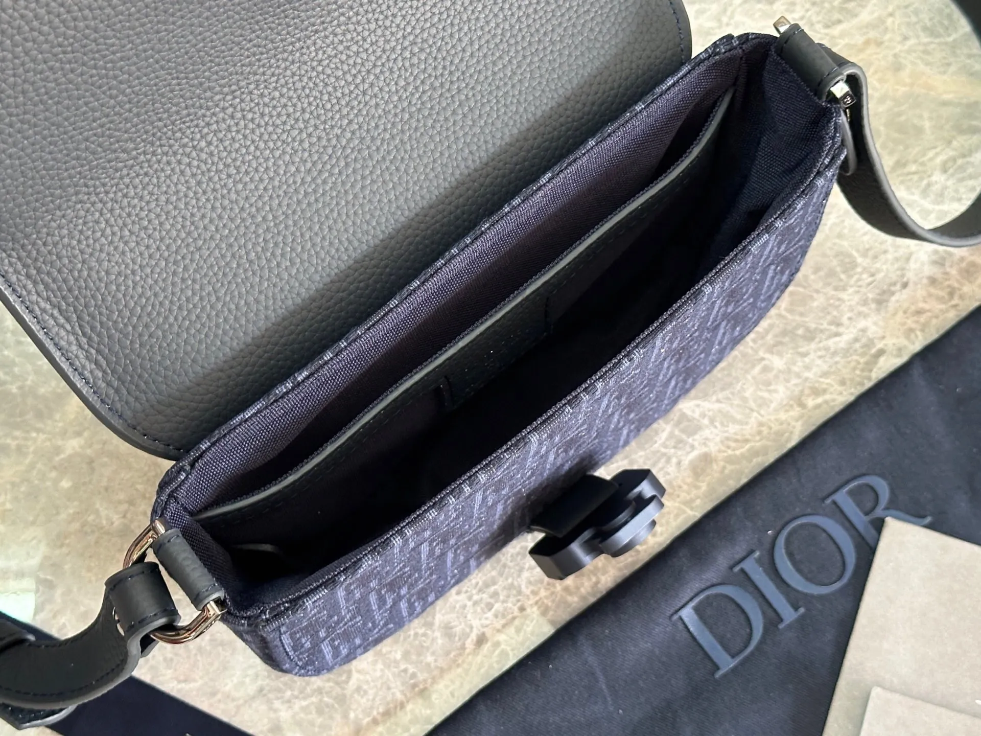 All Categories Official Website "Brand Women's Bags" Women's Bags 💙 DIOR 2025 New DIOR Crossbody Bag