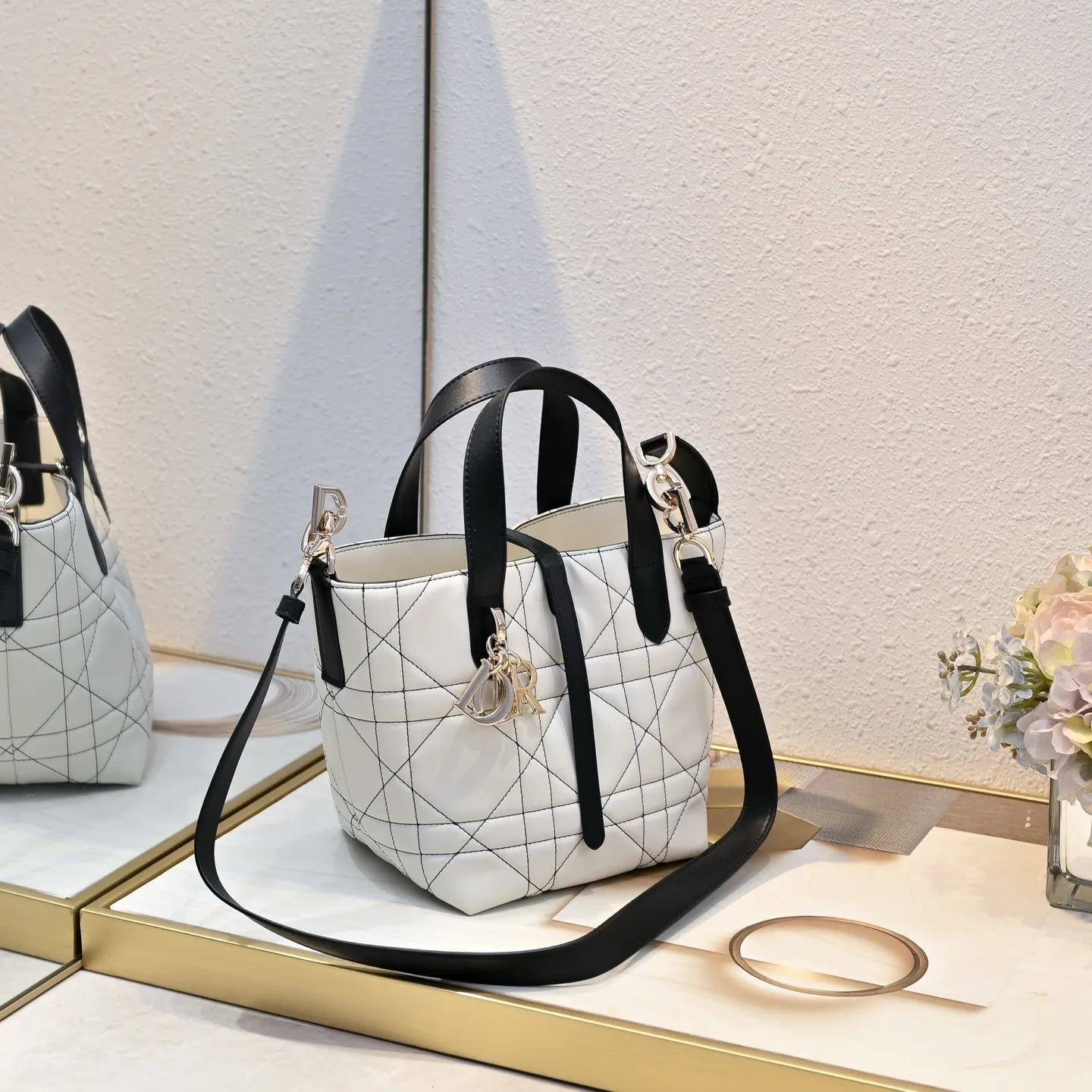 All Categories Official Website "Brand Women's Bags" Women's Bags 💙 DIOR 2025 New DIOR Handbags
