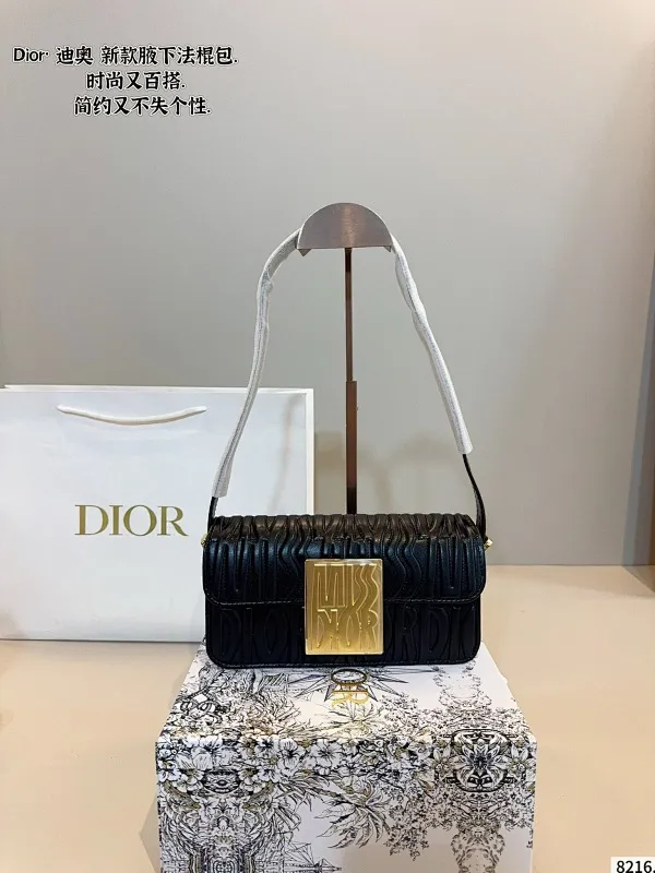 All categories Official website "Brand Women's Bags" Women's Bags 💙 DIOR 2025 new DIOR armpit bag