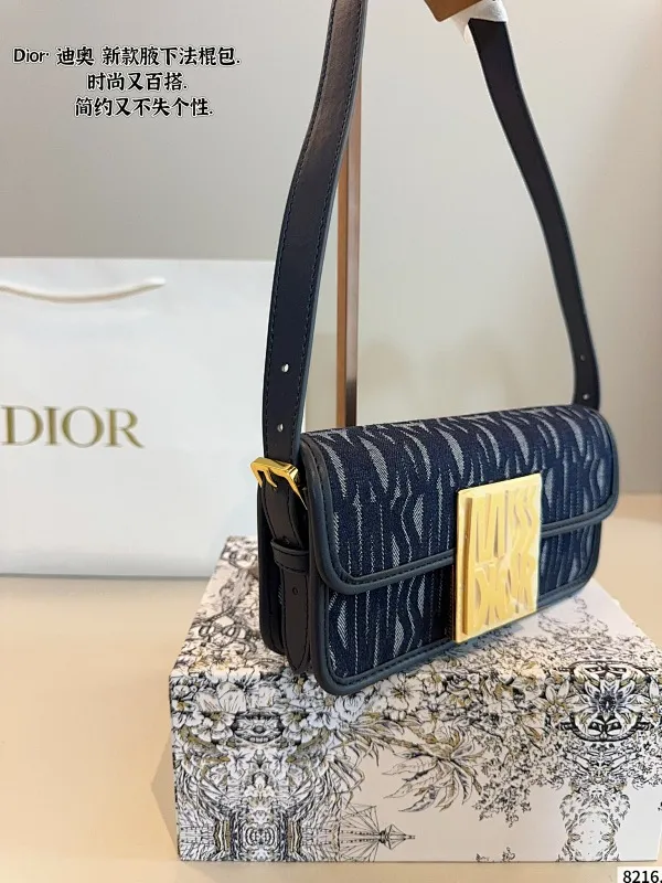 All categories Official website "Brand Women's Bags" Women's Bags 💙 DIOR 2025 new DIOR armpit bag