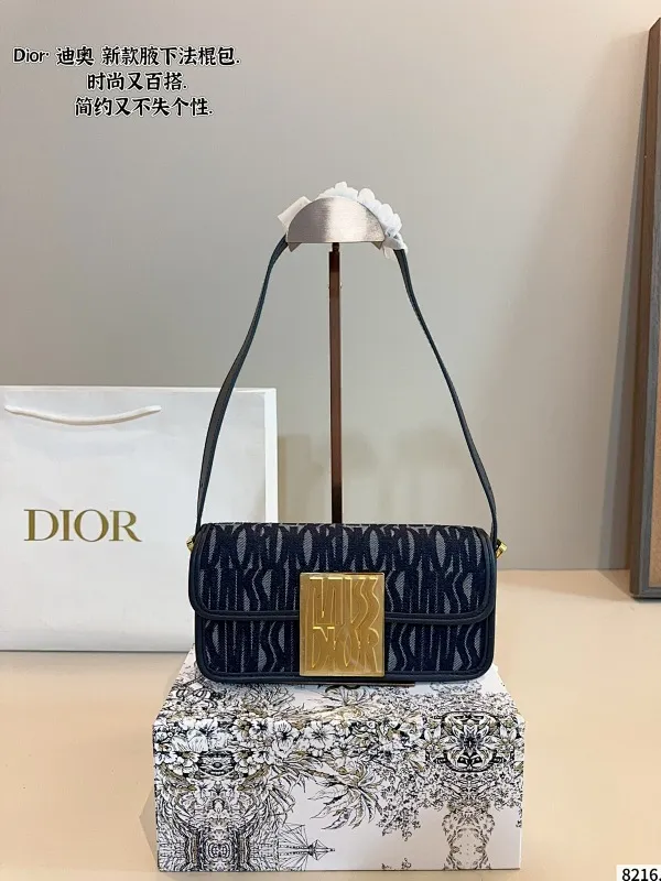 All categories Official website "Brand Women's Bags" Women's Bags 💙 DIOR 2025 new DIOR armpit bag