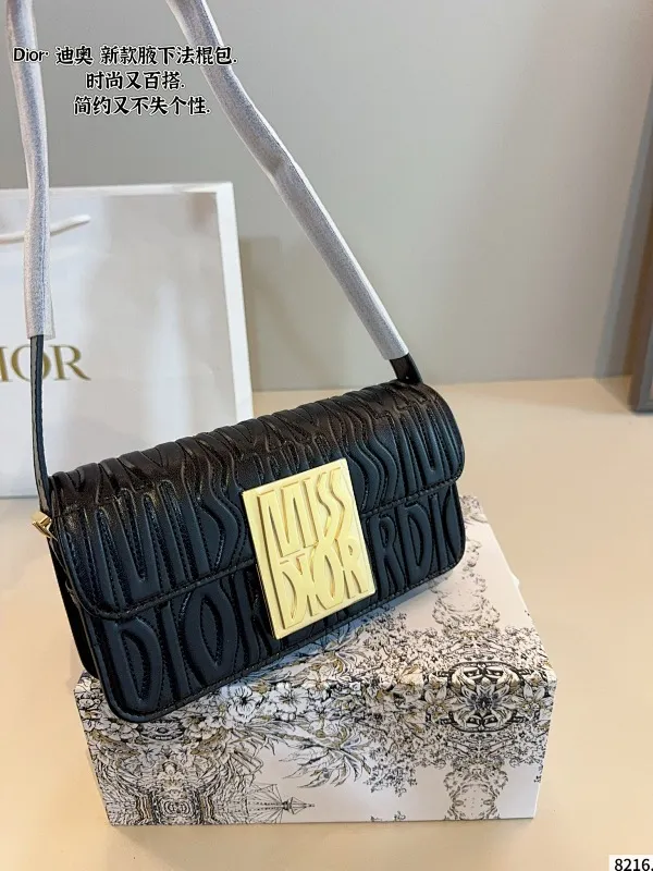 All categories Official website "Brand Women's Bags" Women's Bags 💙 DIOR 2025 new DIOR armpit bag