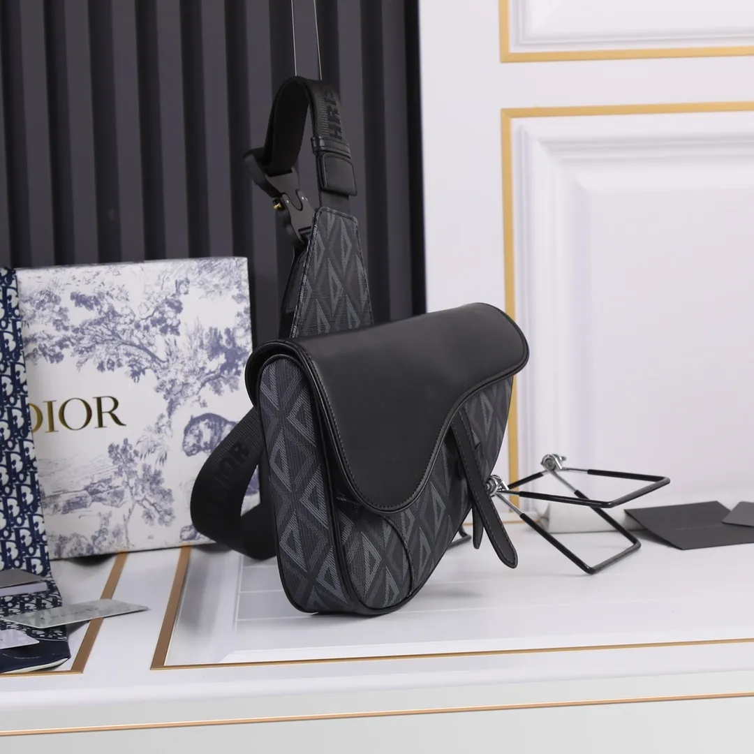 All Categories Official Website "Brand Women's Bags" Women's Bags 💙 DIOR 2025 New DIOR Crossbody Bag