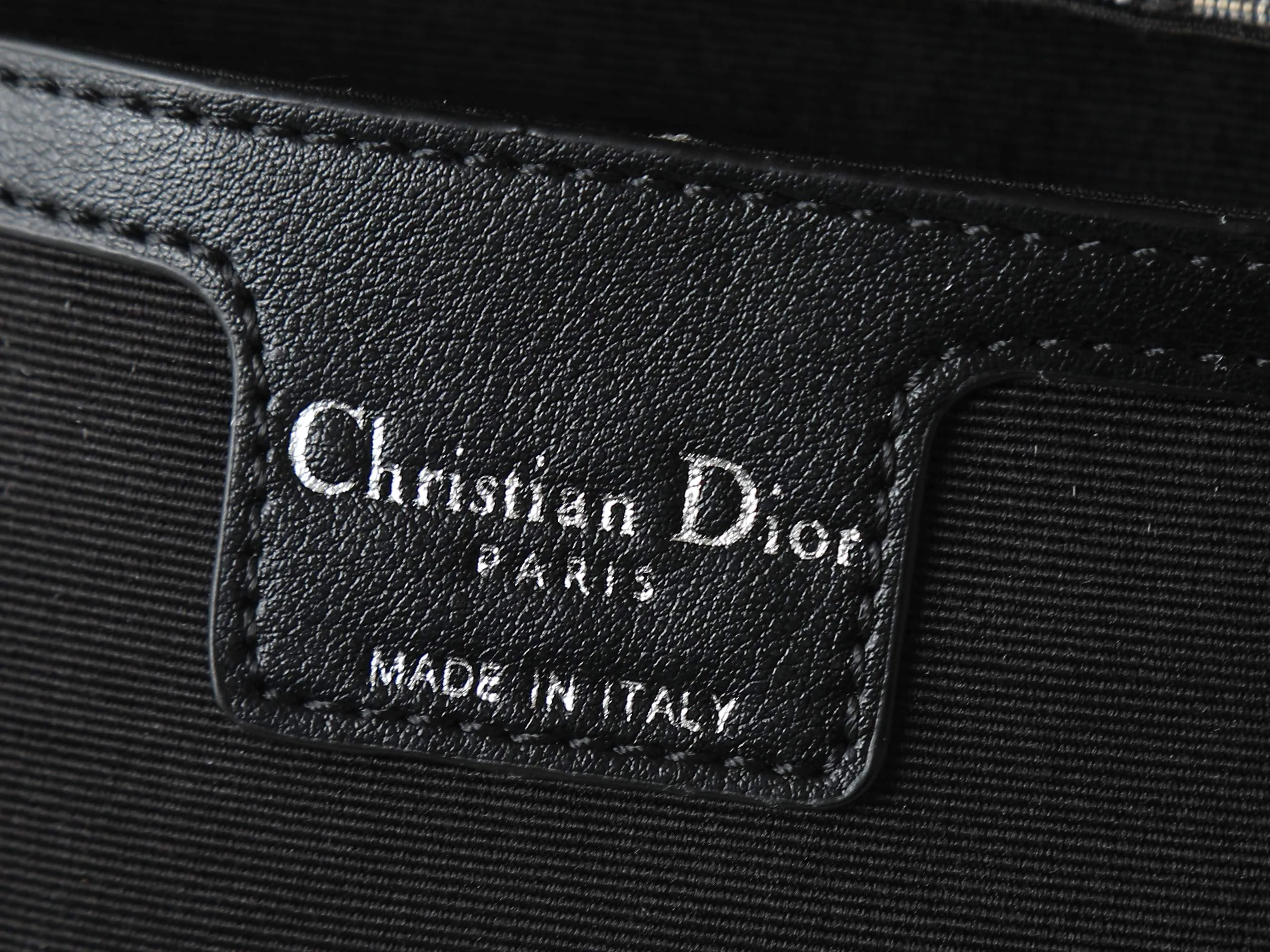 All Categories Official Website "Brand Women's Bags" Women's Bags 💙 DIOR 2026 New DIOR Crossbody Bag