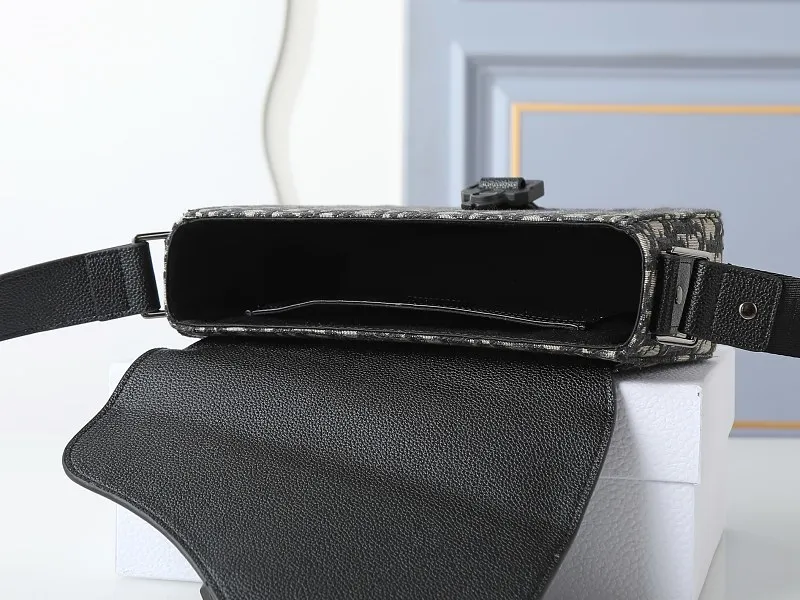 All Categories Official Website "Brand Women's Bags" Women's Bags 💙 DIOR 2026 New DIOR Crossbody Bag