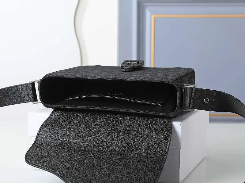 All Categories Official Website "Brand Women's Bags" Women's Bags 💙 DIOR 2026 New DIOR Crossbody Bag