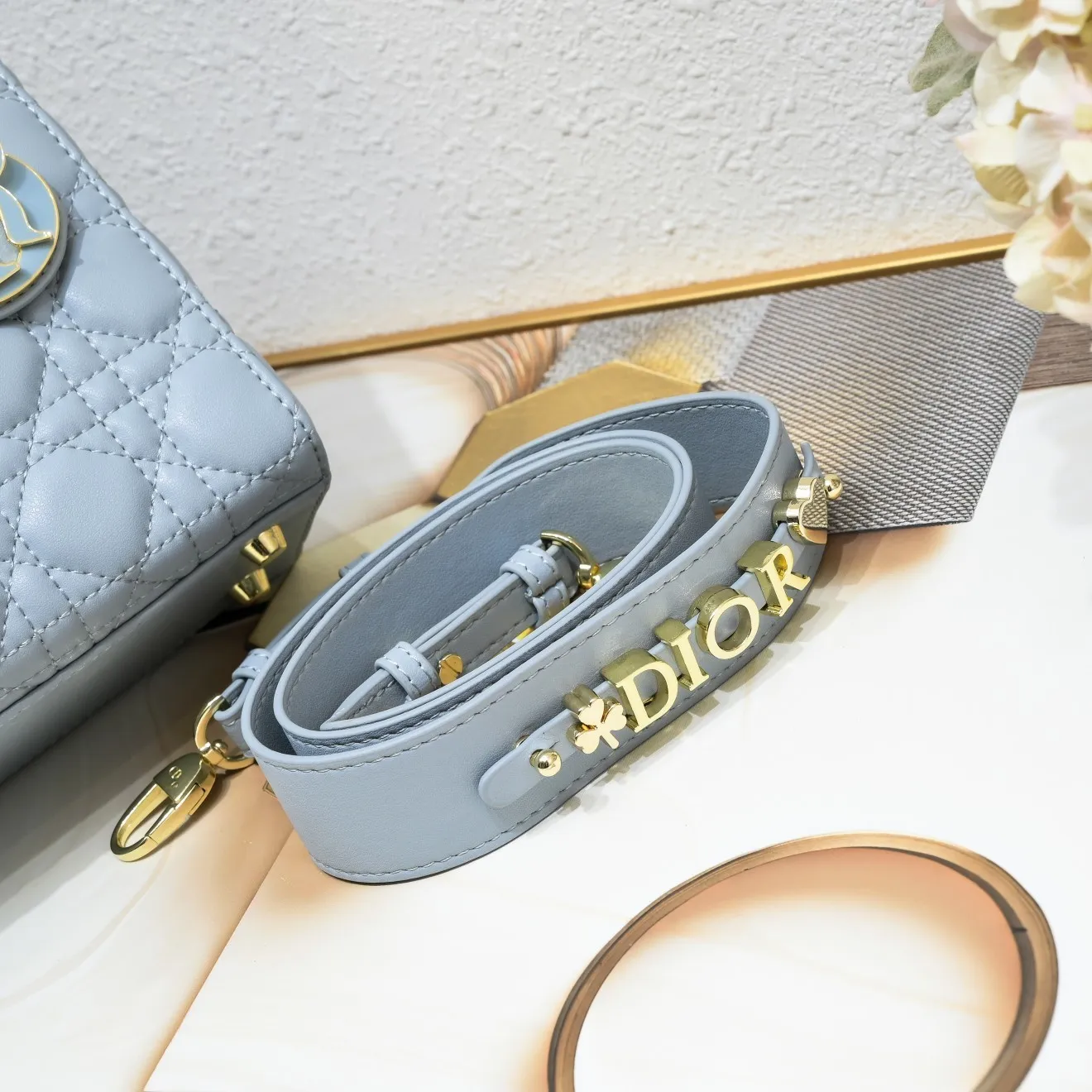 All Categories Official Website "Brand Women's Bags" Women's Bags 💙 DIOR 2025 New DIOR Crossbody Bag