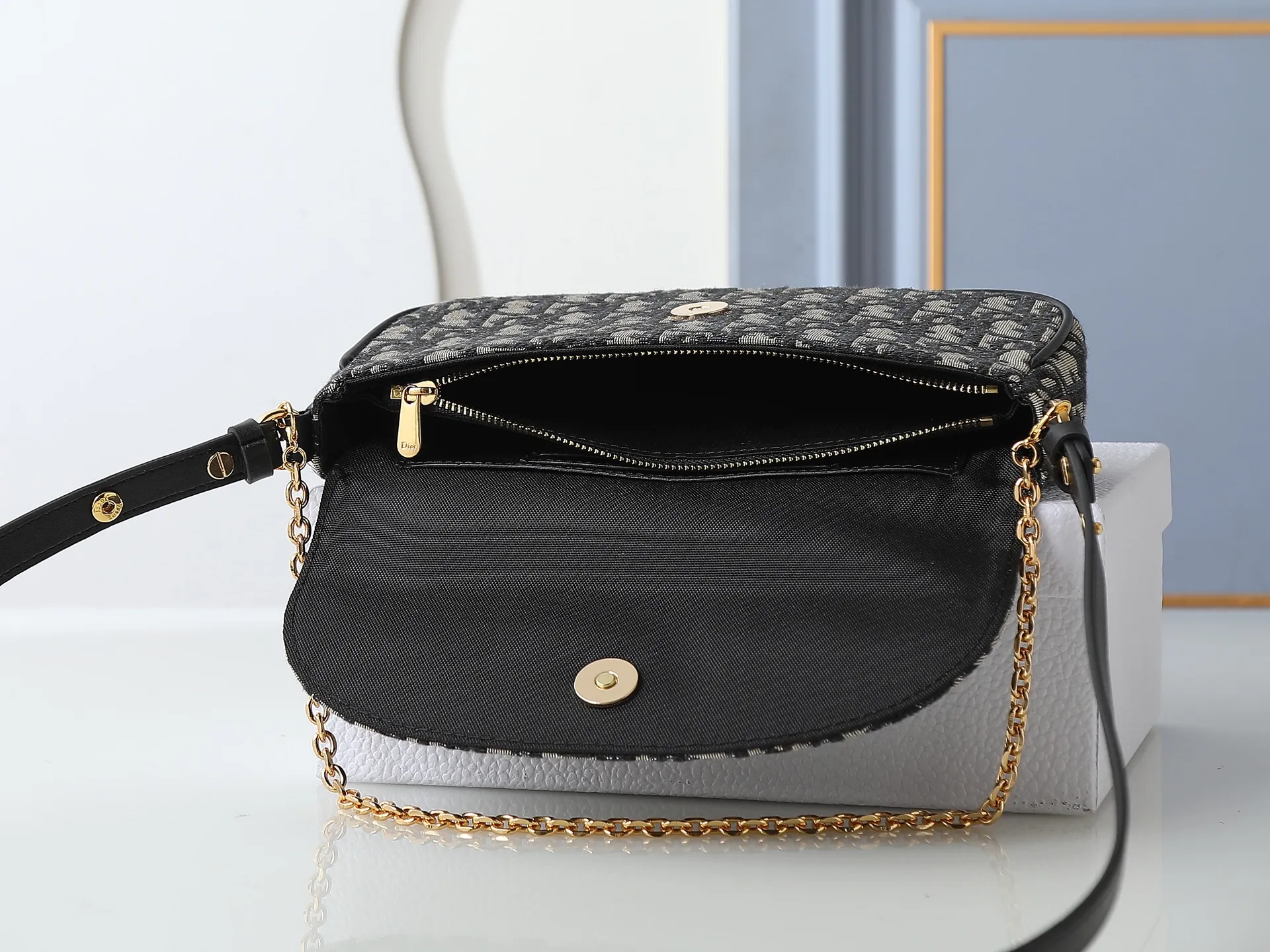 All Categories Official Website "Brand Women's Bags" Women's Bags 💙 DIOR 2026 New DIOR Crossbody Bag