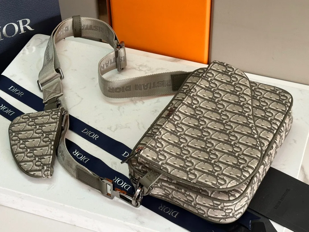 All Categories Official Website "Brand Women's Bags" Women's Bags 💙 DIOR 2025 New DIOR Crossbody Bag