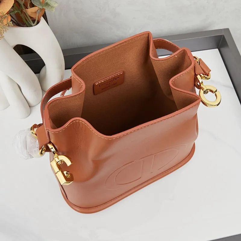 All Categories Official Website "Brand Women's Bags" Women's Bags 💙 DIOR 2025 New DIOR Crossbody Bag
