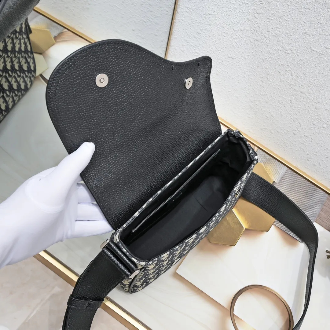 All Categories Official Website "Brand Women's Bags" Women's Bags 💙 DIOR 2025 New DIOR Crossbody Bag