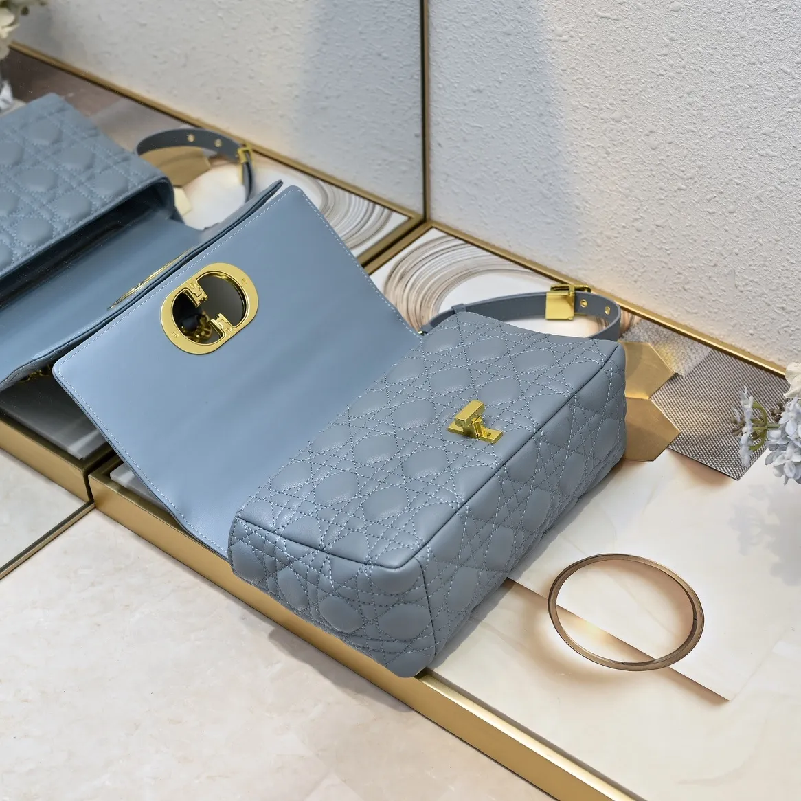 All Categories Official Website "Brand Women's Bags" Women's Bags 💙 DIOR 2025 New DIOR Crossbody Bag