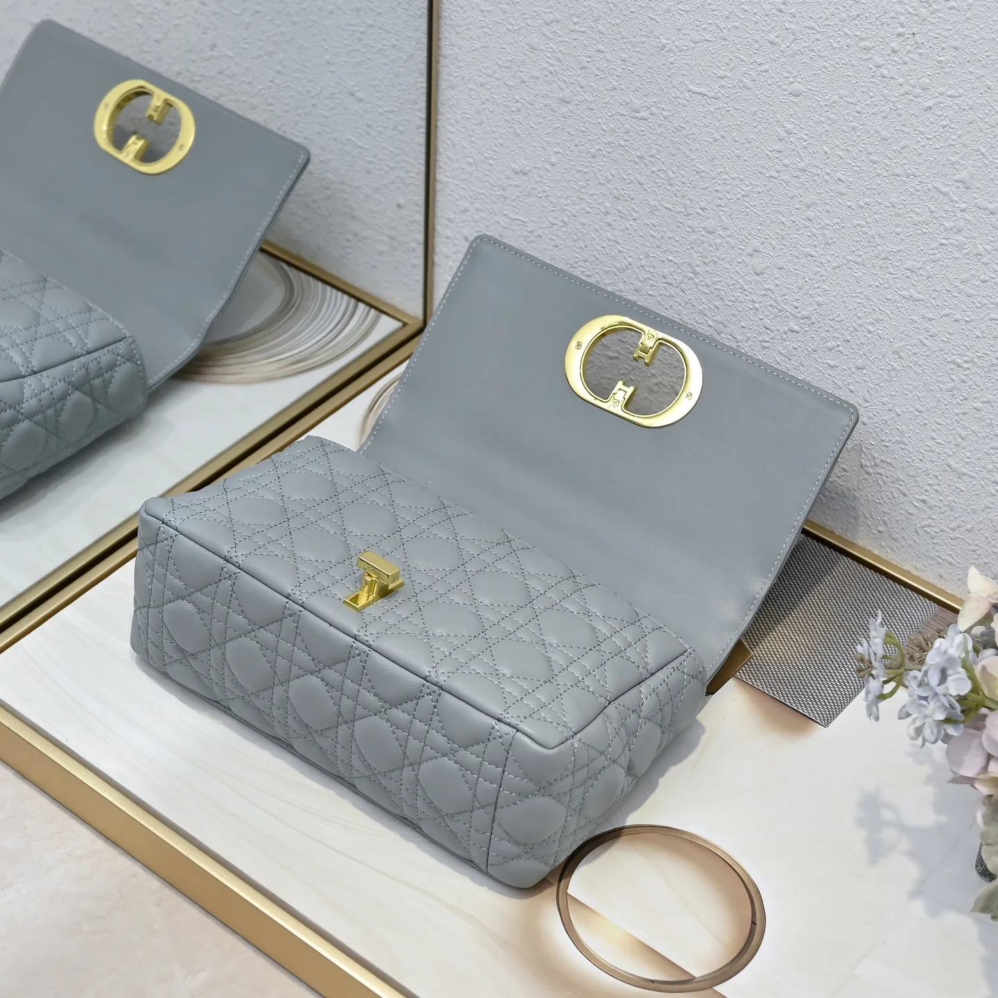 All Categories Official Website "Brand Women's Bags" Women's Bags 💙 DIOR 2025 New DIOR Crossbody Bag