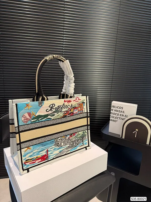All Categories Official Website "Brand Women's Bags" Women's Bags 💙 DIOR 2025 New DIOR Handbags