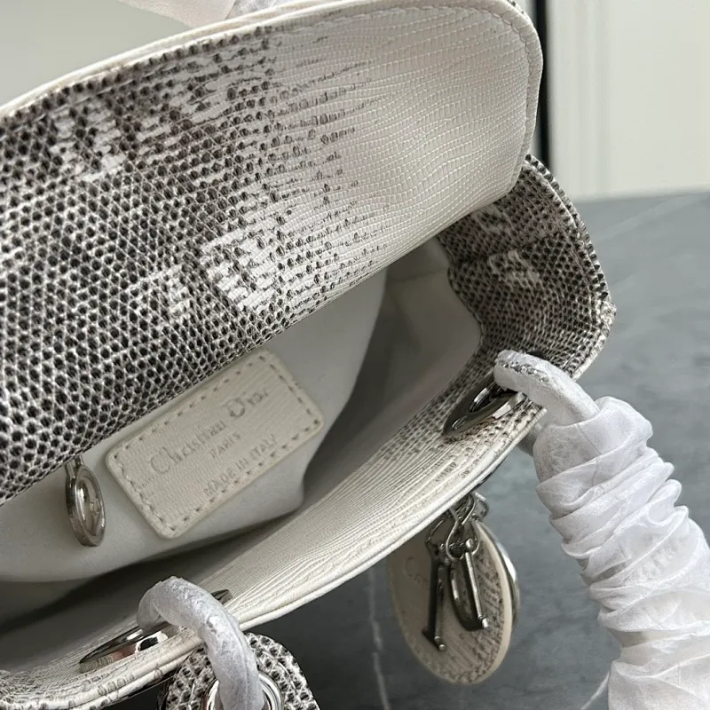 All Categories Official Website "Brand Women's Bags" Women's Bags 💙 DIOR 2026 New DIOR Handbags