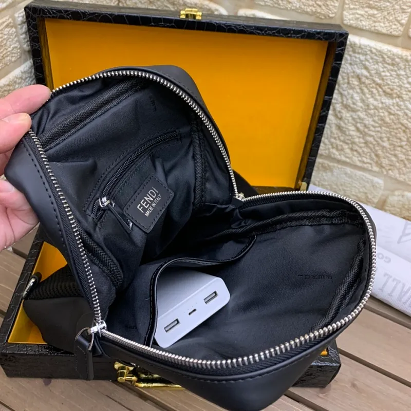 All Categories Fendi Men's Bags (Fendi) Fendi 2335