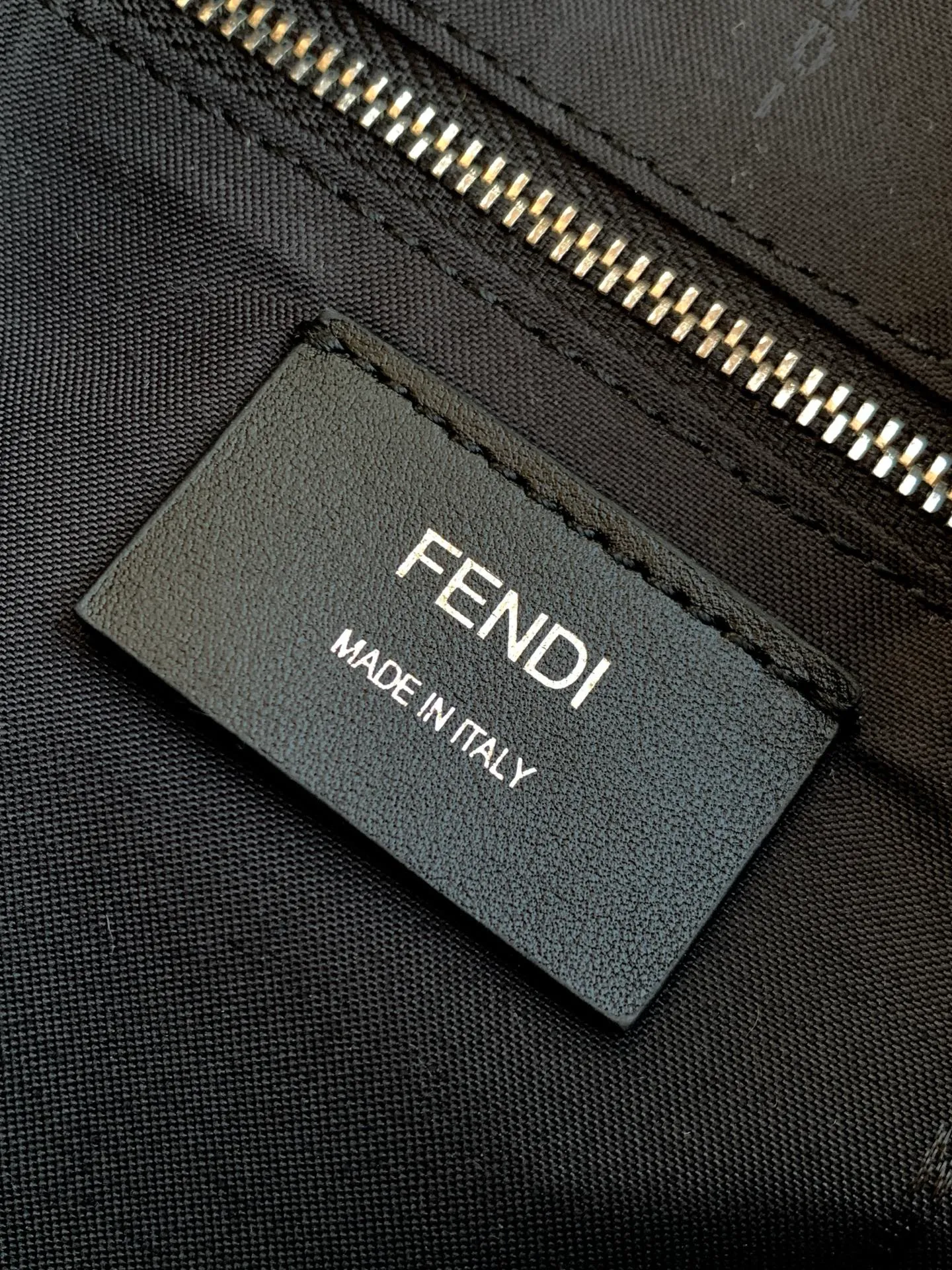 All Categories Fendi Men's Bags (Fendi) Fendi Original Single 7vA563