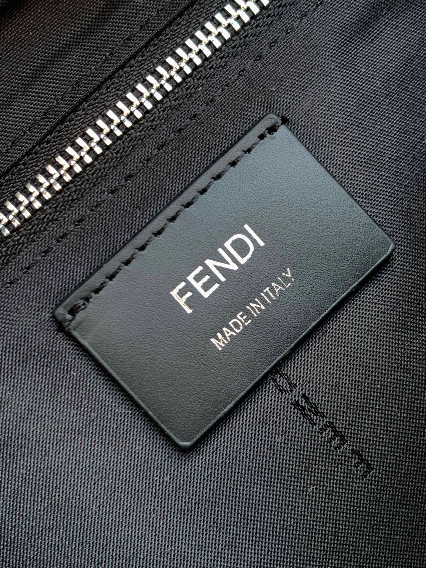 All Categories Fendi Men's Bags (Fendi) Fendi Original 7vA562 Full Leather