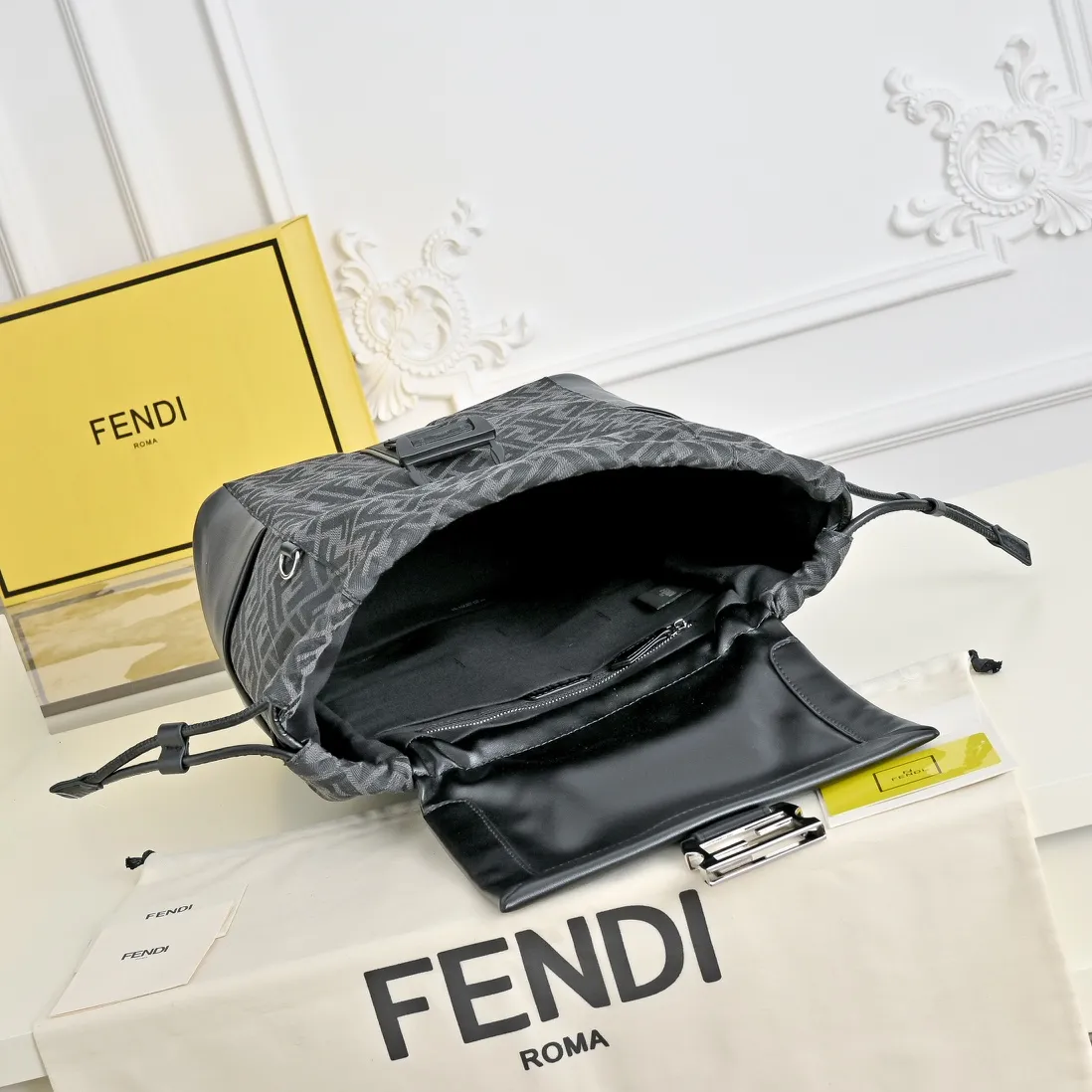 All Categories Fendi Men's Bags (Fendi) Fendi 1109