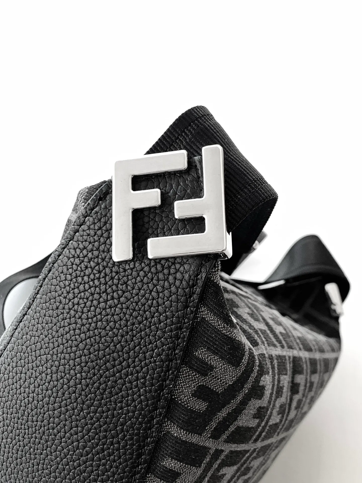 All Categories Fendi Men's Bags (Fendi) Fendi Original Single 7vA635