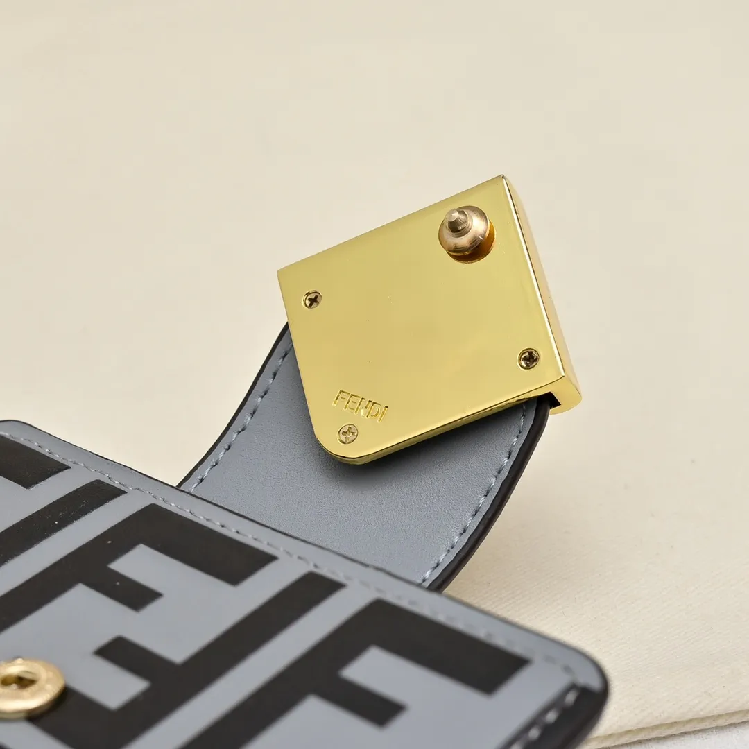 All Categories Fendi Wallet (Fendi) Fendi 33202